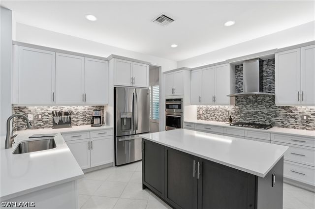 11752 Freesia TER, Naples, FL 34120