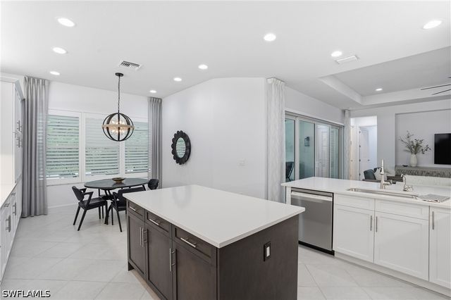 11752 Freesia TER, Naples, FL 34120