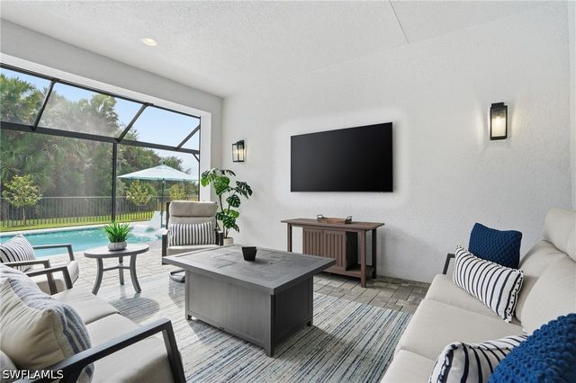 11752 Freesia TER, Naples, FL 34120