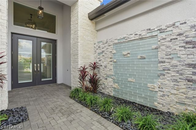 11752 Freesia TER, Naples, FL 34120