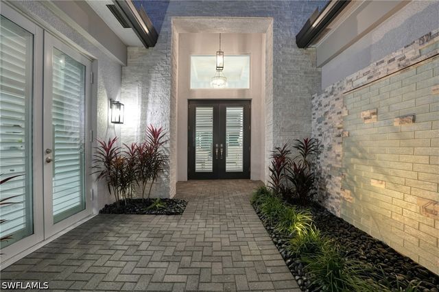 11752 Freesia TER, Naples, FL 34120