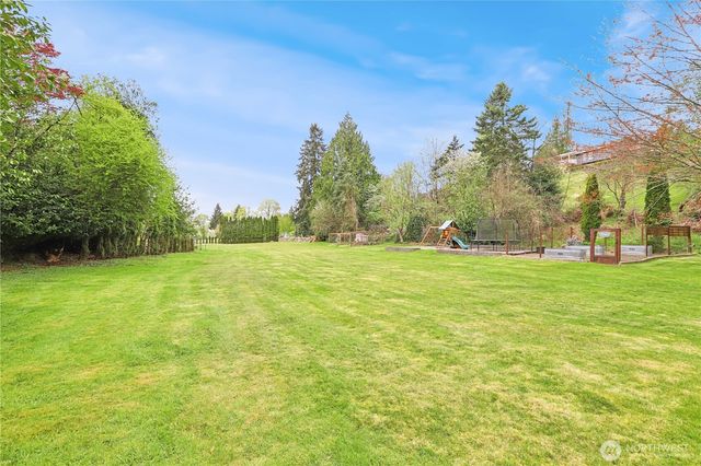 13232 Robinhood Lane, Snohomish, WA 98290