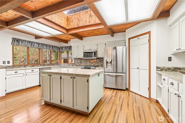 13232 Robinhood Lane, Snohomish, WA 98290