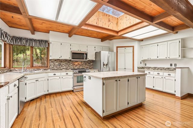 13232 Robinhood Lane, Snohomish, WA 98290
