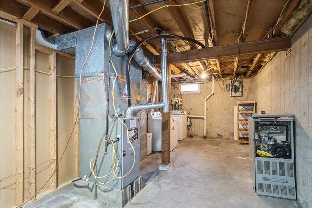 314 1st Street, Atkins, IA 52206