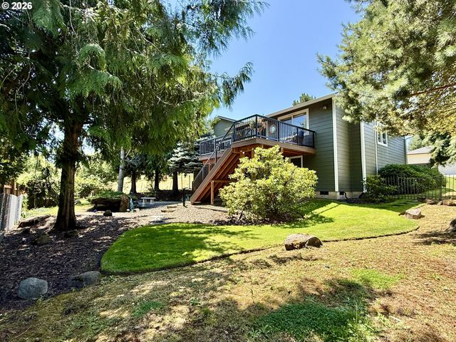 2822 Nw IVY Ln, Camas, WA 98607