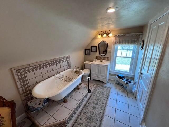 109 BARTLEY LN, Fulton, MO 65251