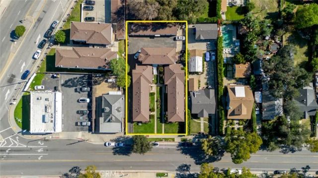 2010 N Los Robles Avenue, Pasadena, CA 91104