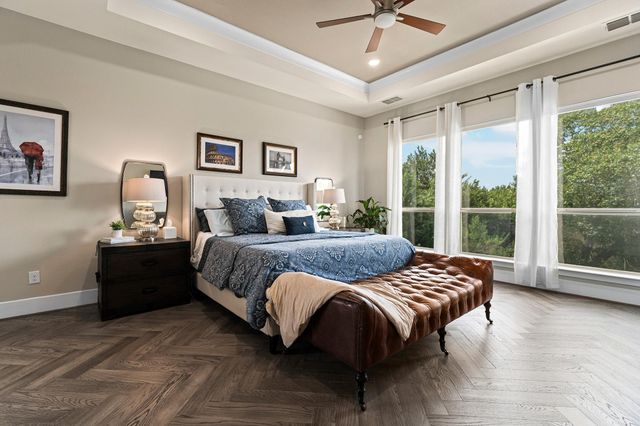 520 Woodside TER, Austin, TX 78738