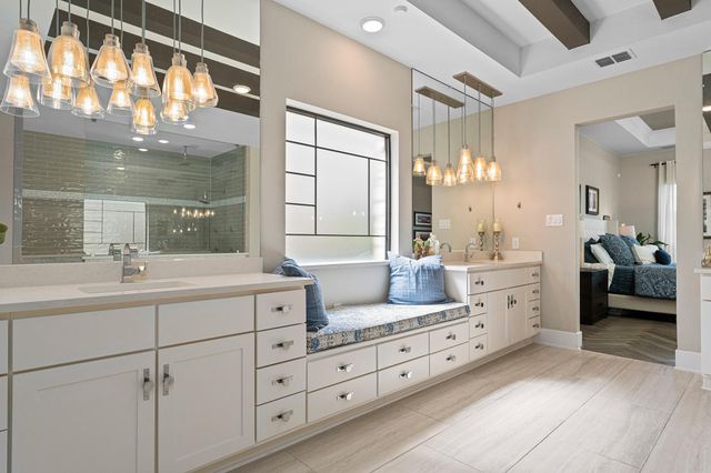520 Woodside TER, Austin, TX 78738