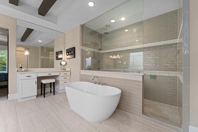 520 Woodside TER, Austin, TX 78738