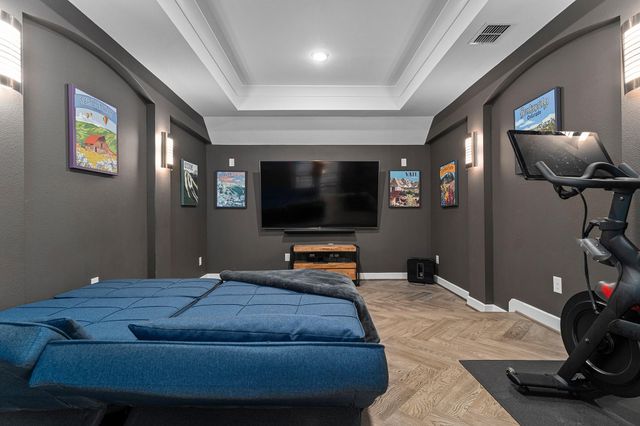 520 Woodside TER, Austin, TX 78738