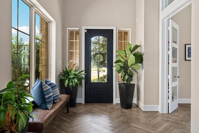 520 Woodside TER, Austin, TX 78738