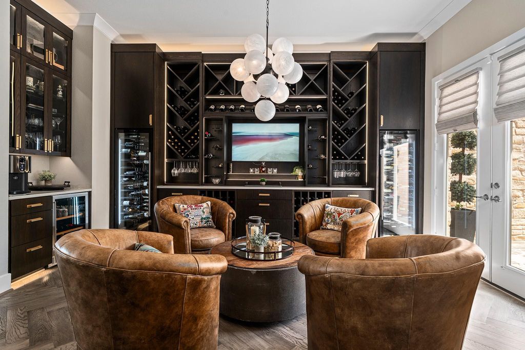 520 Woodside TER, Austin, TX 78738