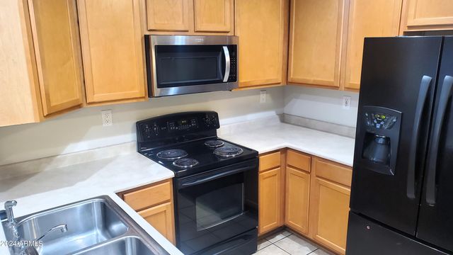 7801 N 44th Drive 1063, Glendale, AZ 85301