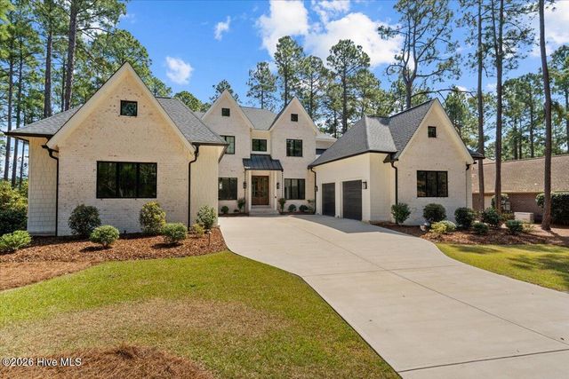 16 Masters Ridge, Southern Pines, NC 28387