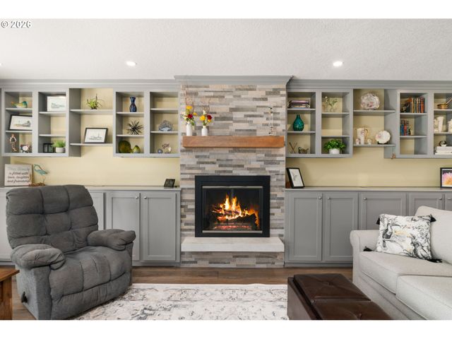 1200 Ne TERRITORIAL Rd 12, Canby, OR 97013