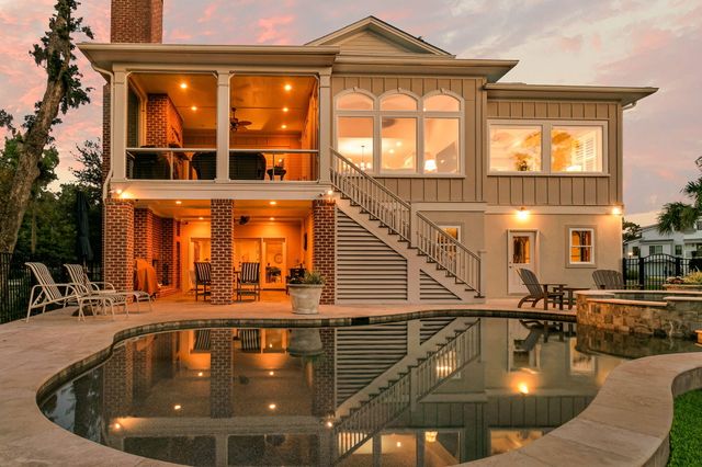 1716 Bowline Drive, Mount Pleasant, SC 29466
