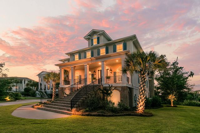 1716 Bowline Drive, Mount Pleasant, SC 29466