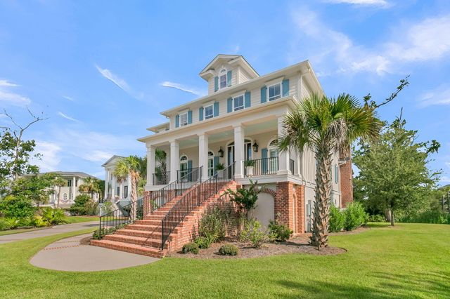 1716 Bowline Drive, Mount Pleasant, SC 29466