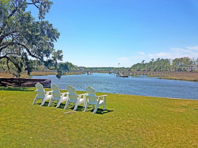 1716 Bowline Drive, Mount Pleasant, SC 29466