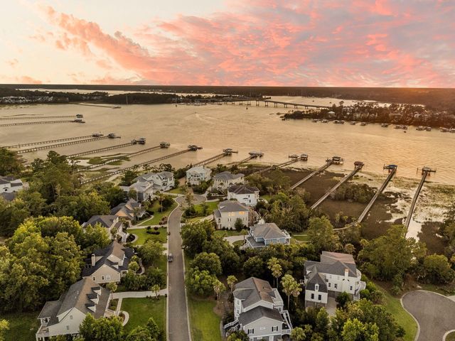 1716 Bowline Drive, Mount Pleasant, SC 29466