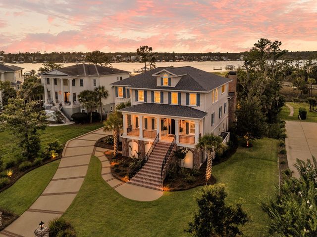 1716 Bowline Drive, Mount Pleasant, SC 29466