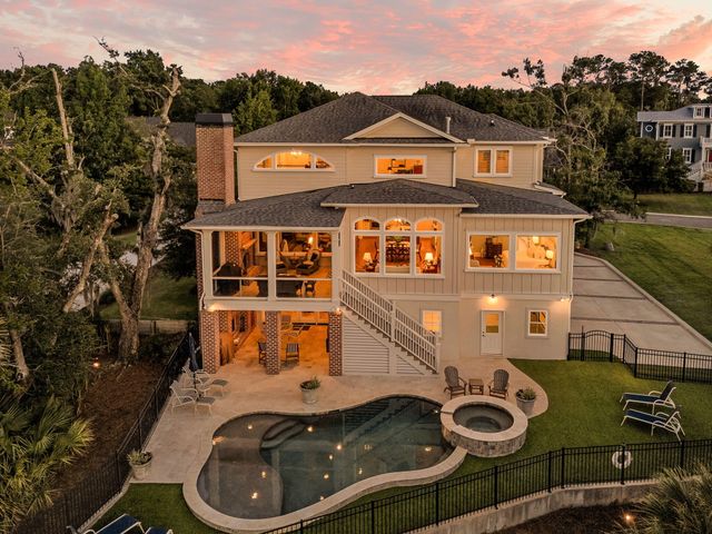 1716 Bowline Drive, Mount Pleasant, SC 29466