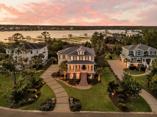 1716 Bowline Drive, Mount Pleasant, SC 29466