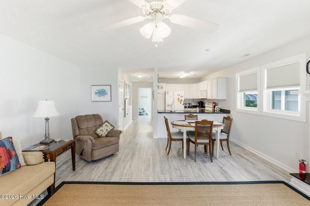105 A Bay Drive, Holly Ridge, NC 28445
