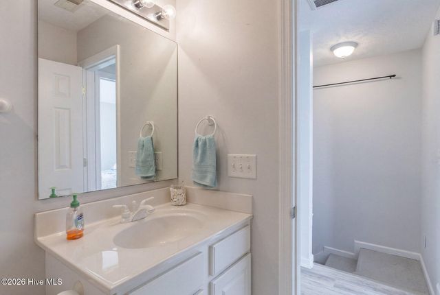 105 A Bay Drive, Holly Ridge, NC 28445