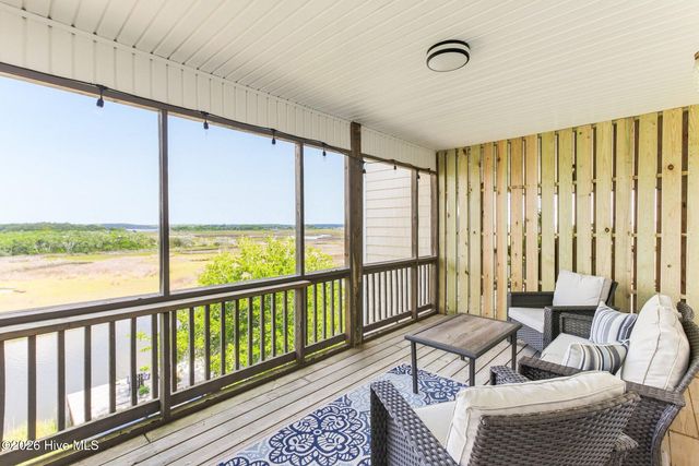 105 A Bay Drive, Holly Ridge, NC 28445