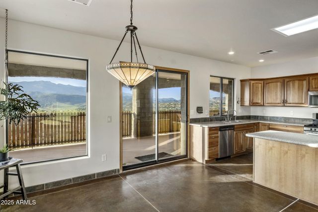 19800 E ST JOSEPHS Road, Black Canyon City, AZ 85324