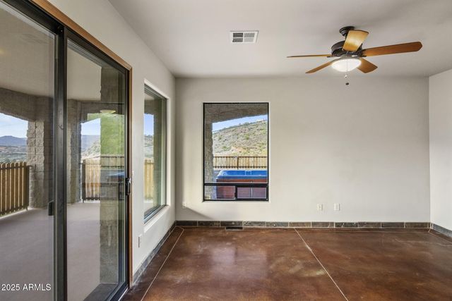 19800 E ST JOSEPHS Road, Black Canyon City, AZ 85324