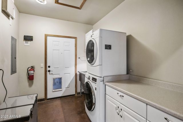 19800 E ST JOSEPHS Road, Black Canyon City, AZ 85324