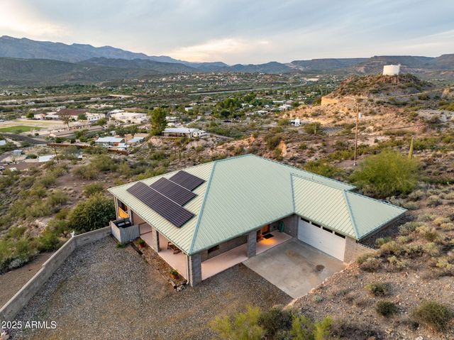 19800 E ST JOSEPHS Road, Black Canyon City, AZ 85324