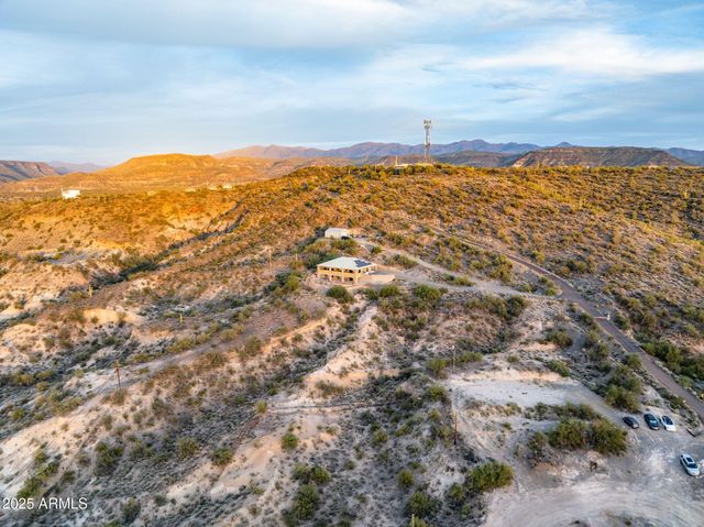 19800 E ST JOSEPHS Road, Black Canyon City, AZ 85324