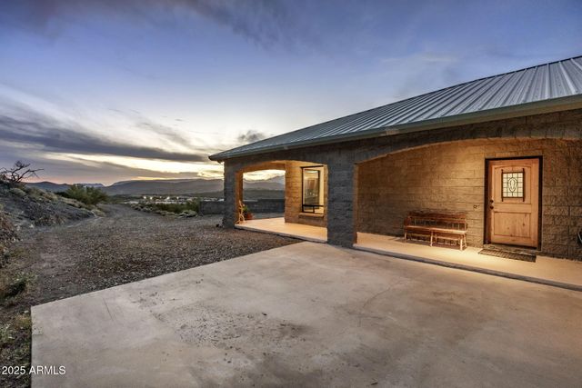 19800 E ST JOSEPHS Road, Black Canyon City, AZ 85324