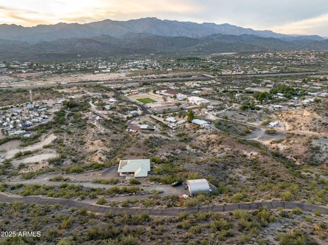 19800 E ST JOSEPHS Road, Black Canyon City, AZ 85324