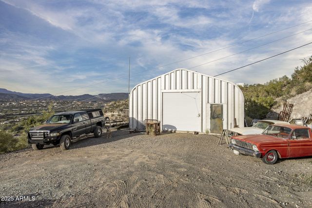 19800 E ST JOSEPHS Road, Black Canyon City, AZ 85324