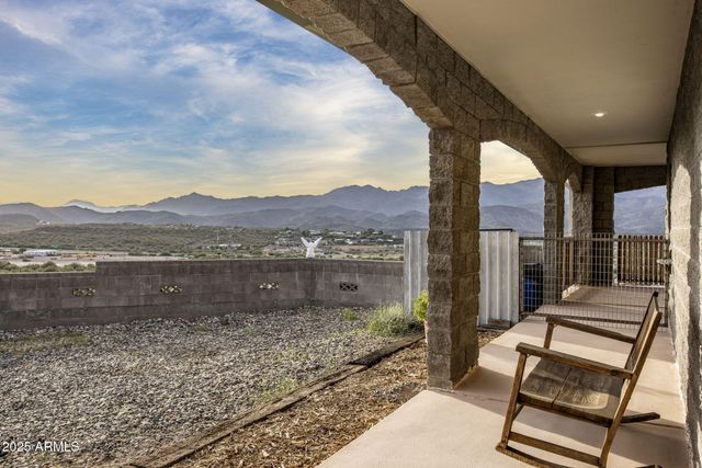 19800 E ST JOSEPHS Road, Black Canyon City, AZ 85324