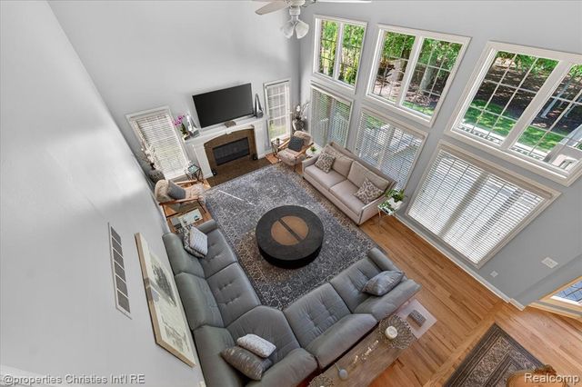15639 Merion Court, Northville, MI 48168