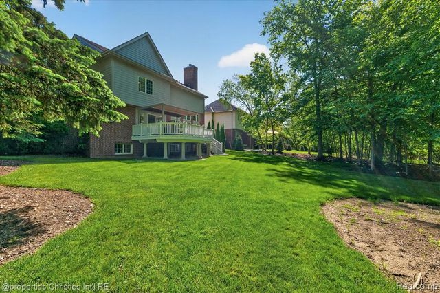 15639 Merion Court, Northville, MI 48168