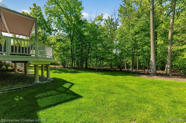 15639 Merion Court, Northville, MI 48168