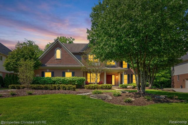 15639 Merion Court, Northville, MI 48168