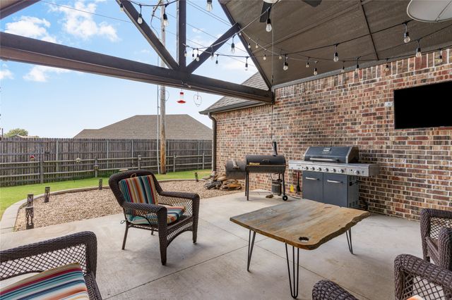 6614 S Willow Place, Broken Arrow, OK 74011