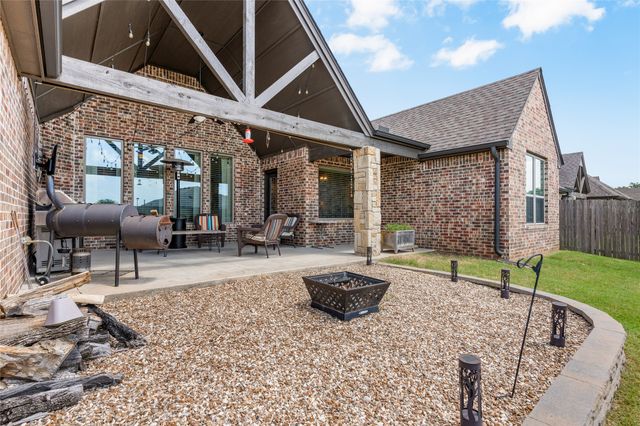 6614 S Willow Place, Broken Arrow, OK 74011