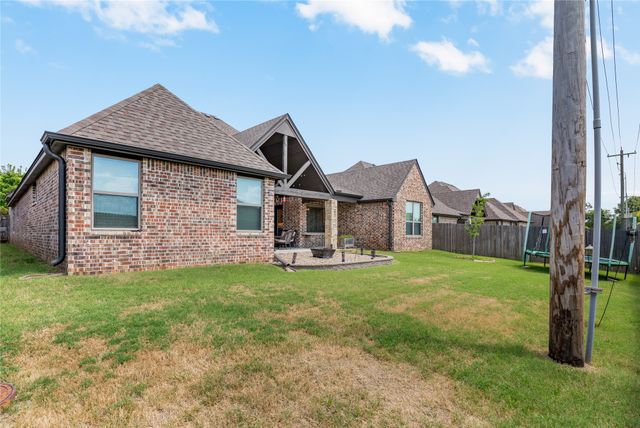 6614 S Willow Place, Broken Arrow, OK 74011