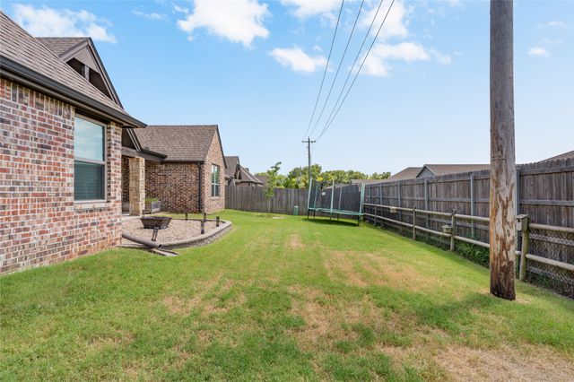 6614 S Willow Place, Broken Arrow, OK 74011
