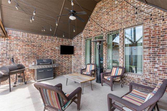 6614 S Willow Place, Broken Arrow, OK 74011